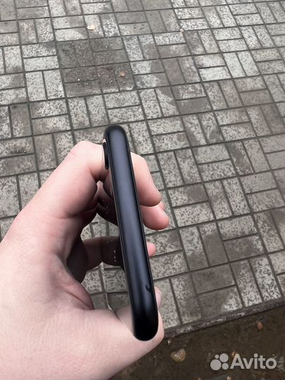 iPhone SE (2020), 64 ГБ