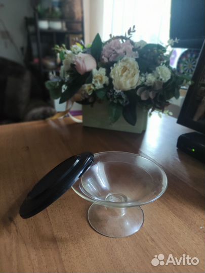 Tupperware креманка с крышкой