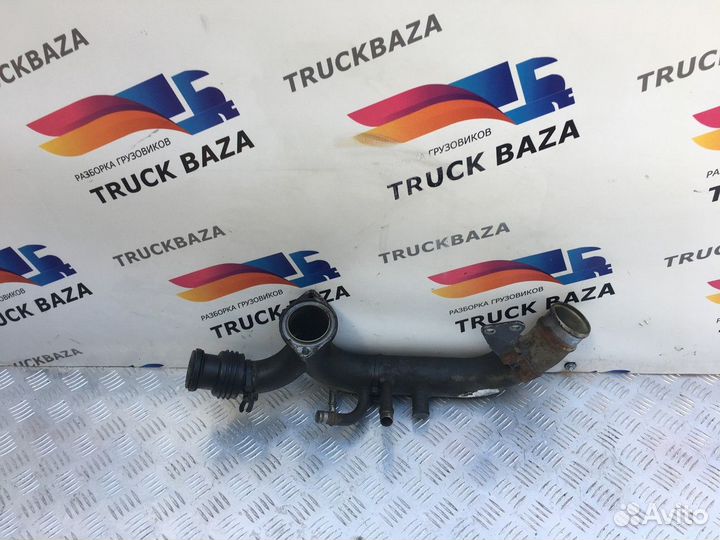 Патрубок системы охлаждения