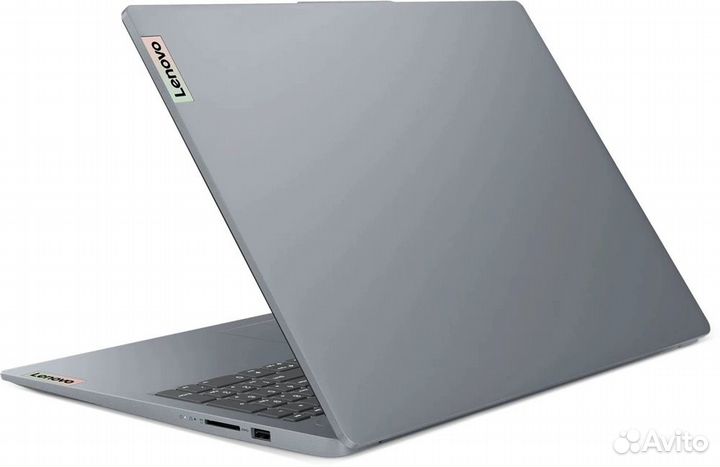 Ноутбук Lenovo 82XM000ARK