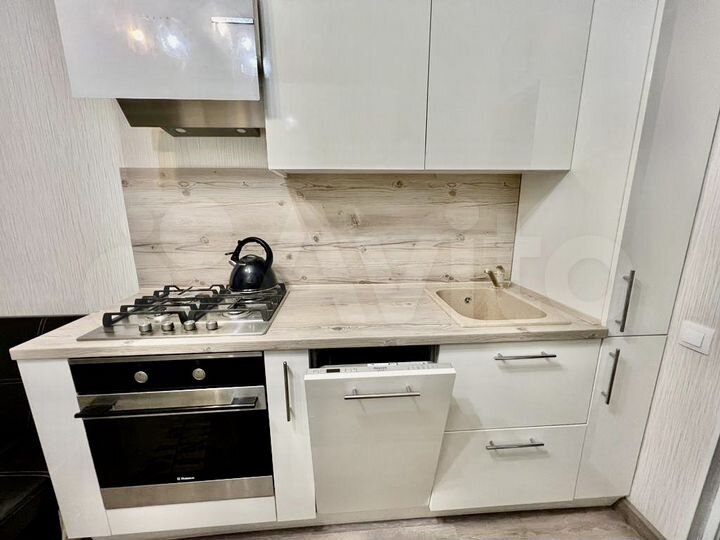 2-к. квартира, 64 м², 6/10 эт.