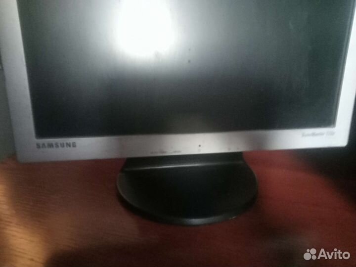 Монитор LG