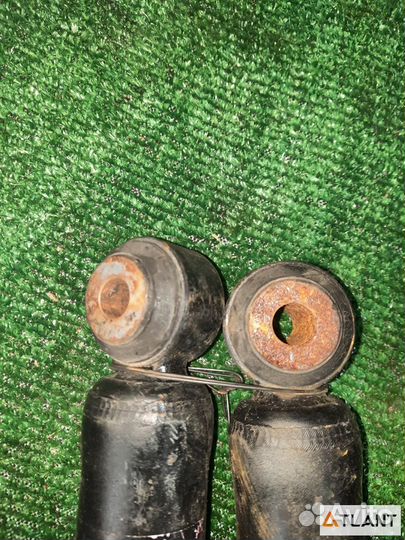 Амортизатор задний левый mazda atenza