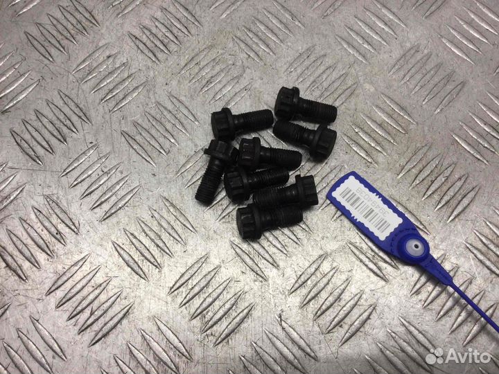 Болт маховика Toyota Celica 1zzfe