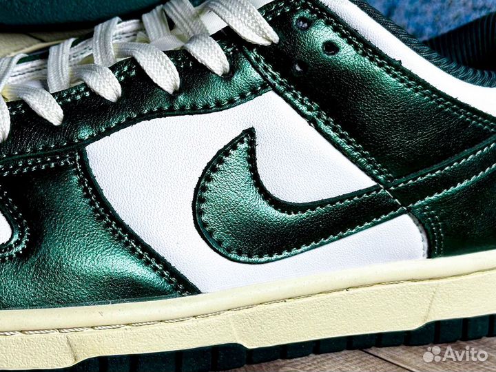 Кроссовки Nike Dunk Low Vintage Green