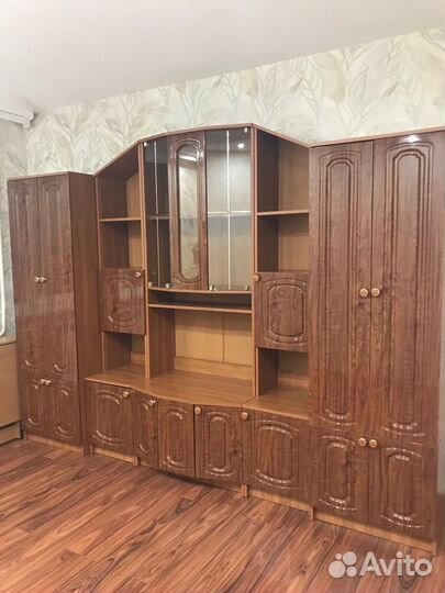 Стенка в гостиную