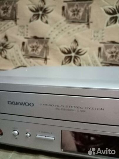 Видеомагнитофон