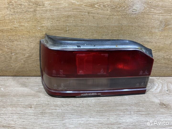 Фонарь левый Mazda 323 BF Арт. 111500