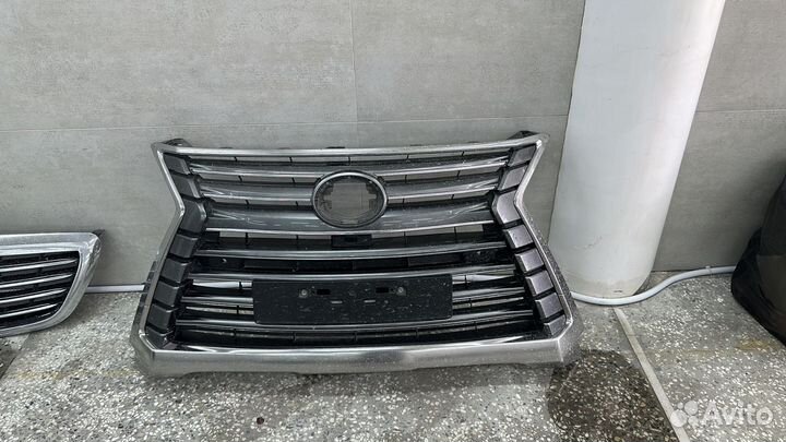 Решетка радиатора lexus lx570