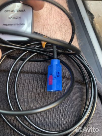 GPS антена