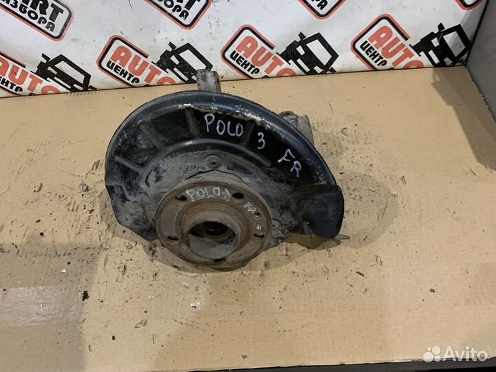 Кулак поворотный передний Volkswagen Polo