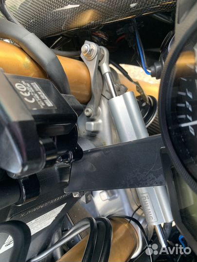 Yamaha yzf r1