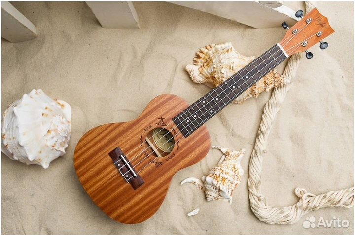 Укулеле Flight NUC 310. Чехол в наборе. Новый