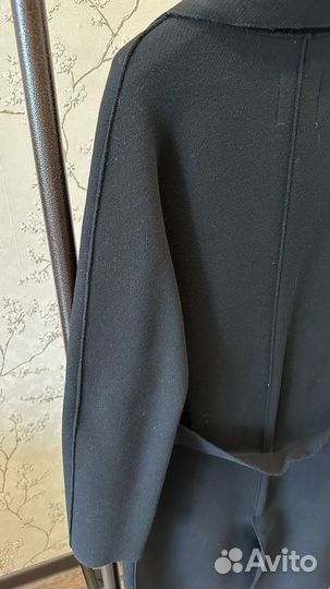 Новое пальто Mango, босоножки Zara 39 р-р