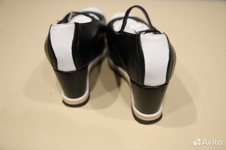 Туфли женские 38 размер