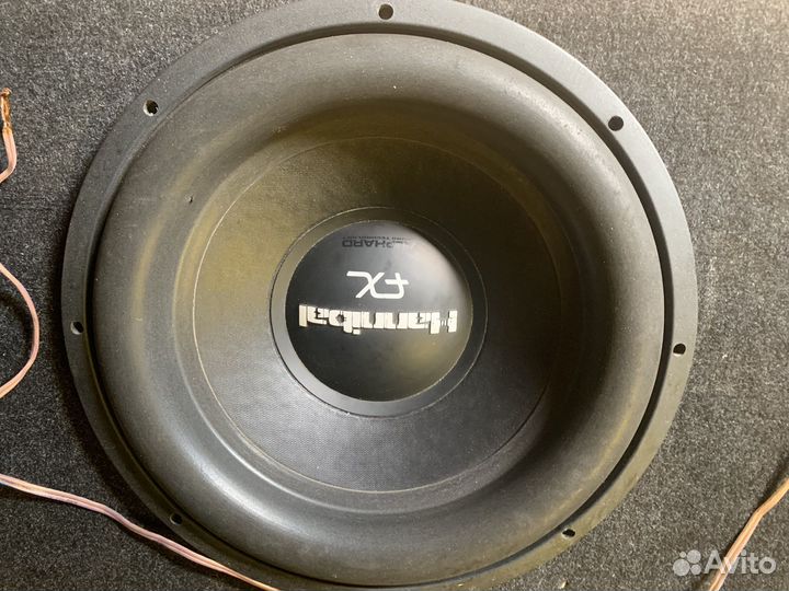 Сабвуфер с усилителелм