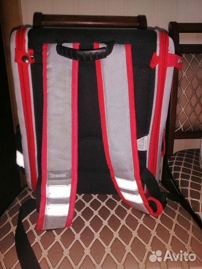 Портфель школьный для начальной школы