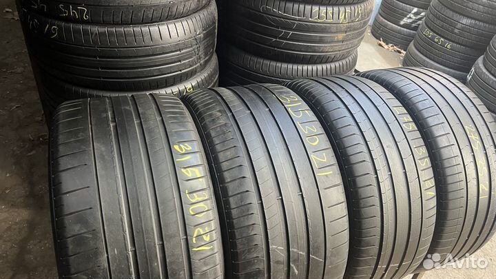 Pirelli P Zero 275/35 R21 и 315/30 R21 103Y