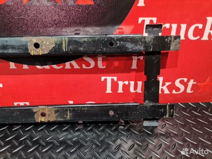 Кронштейн ящика акб Daf XF106