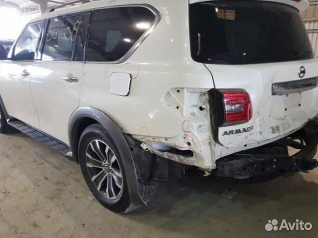 Блок управления двигателем на nissan patrol Y62