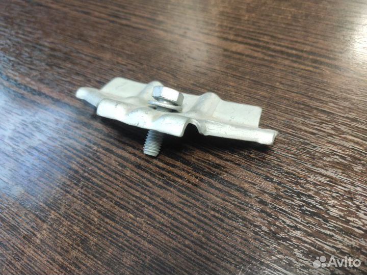 Крепление аккумулятора Bmw X5 50Ix F15 N63N 4.4