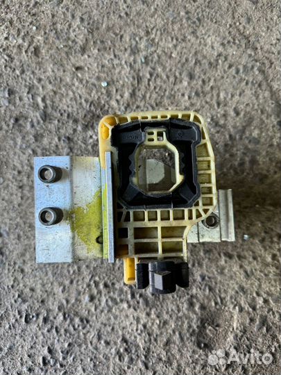 Крепление кассеты радиаторов BMW G30/G11/G12 бмв