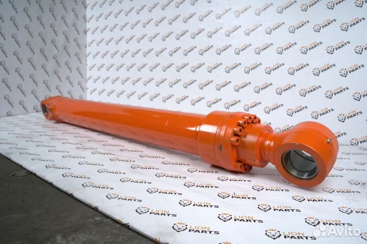 Гидроцилиндр ковша Hitachi zx240-3 4628634