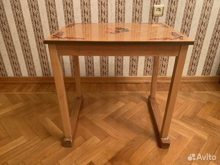 Столик детский