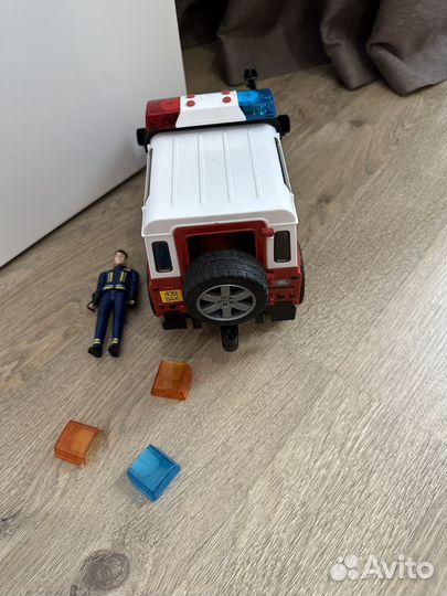 Bruder внедорожник