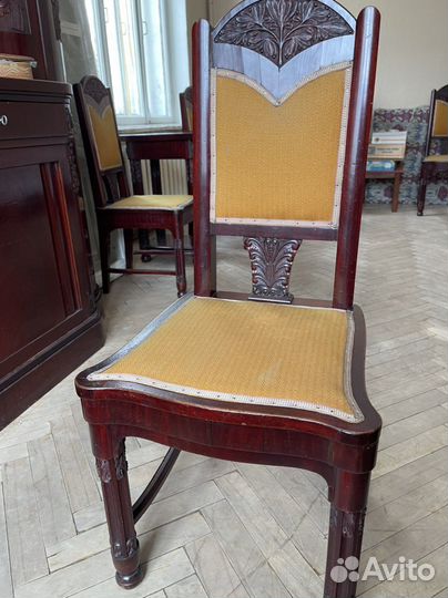 Антикварные стулья красного дерева, 4 штуки