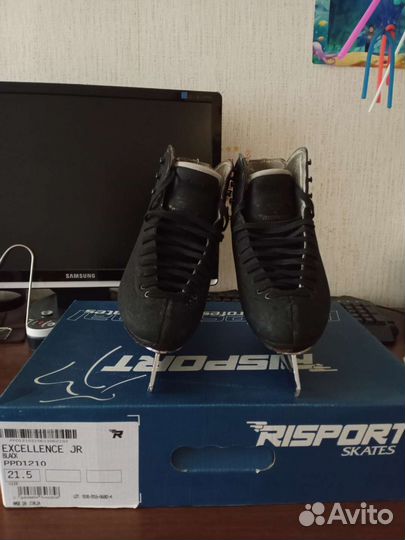 Профессиональные фигурные коньки risport