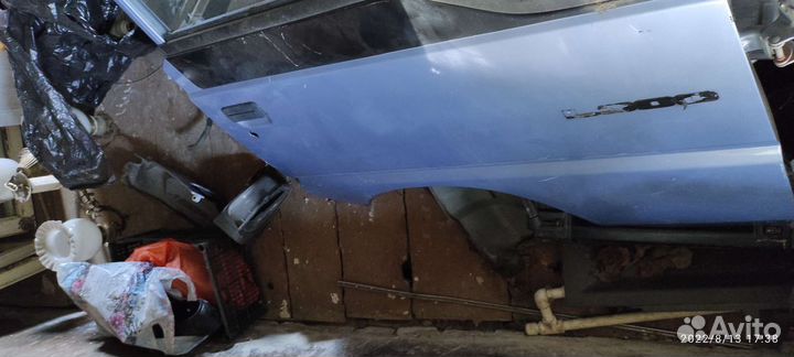 Дверь правая передняя mitsubishi l300