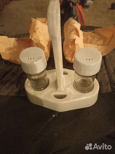 Набор солонка и перечница новые