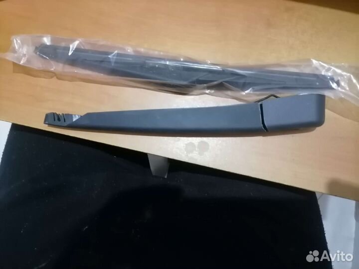 Поводок стеклоочистителя nissan Кашкай задний