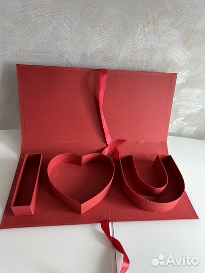 Коробка подарочная, коробка шайба, коробка Love