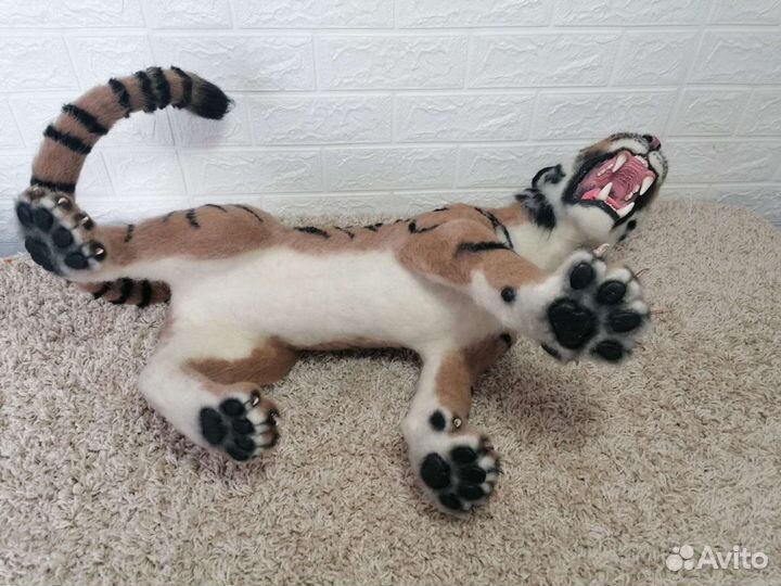 Скульптура тигра