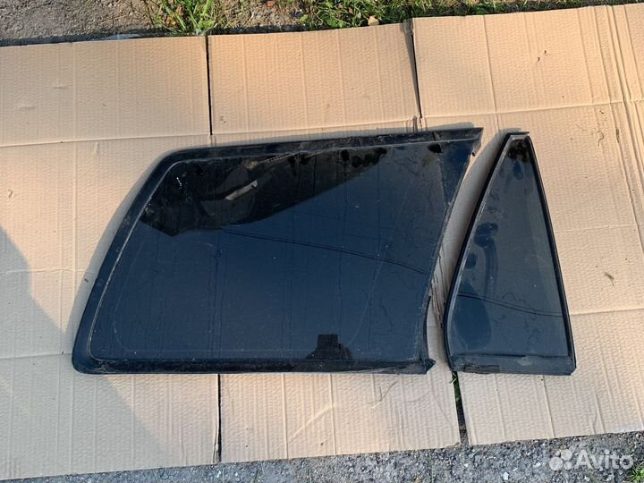 Стекло багажника боковое lancer 9 универсал