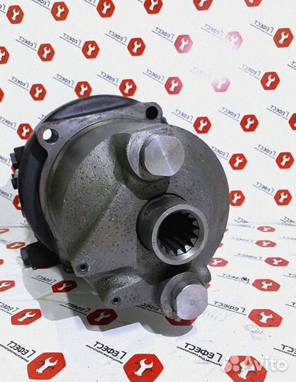 Гидромотор хода CAT 320DFM