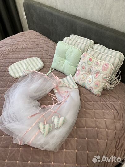 Подушки бортики для кровати с балдахином