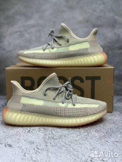 Кроссовки Adidas yeezy boost 350 v2