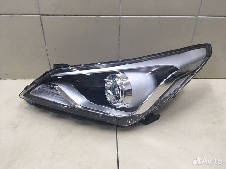 Фара передняя левая линзованная Hyundai Solaris