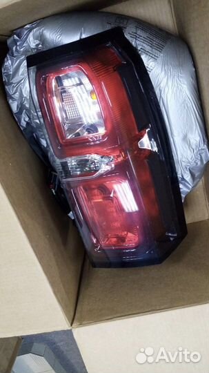 Фонари на Chevrolet Tahoe 4