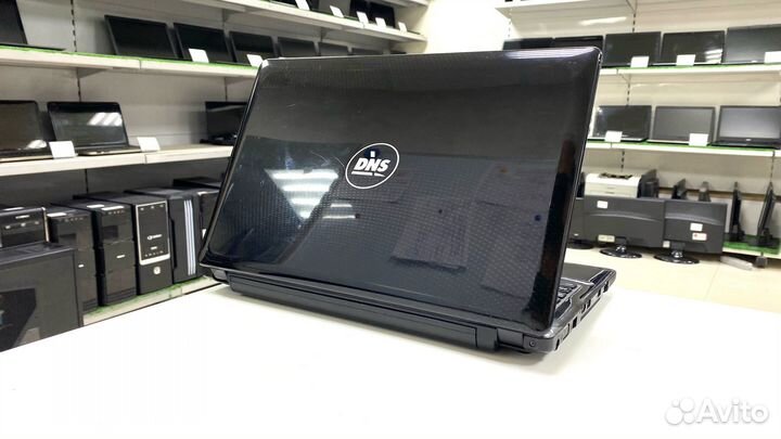 Ноутбук DNS для игр и учебы Core i3/GeForce GT 630