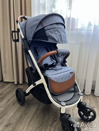 Коляска прогулочная babalo