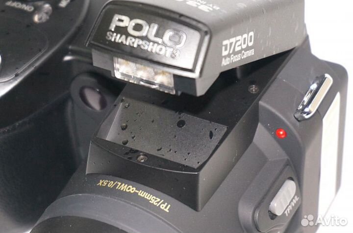 2027268934 видеокамера (камкодер)