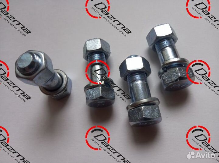 Zevs BS04 Болт карданного вала NQR71/75/Fuso Cante