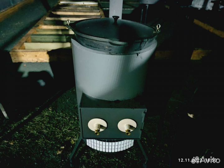 Печь под казан с трубой