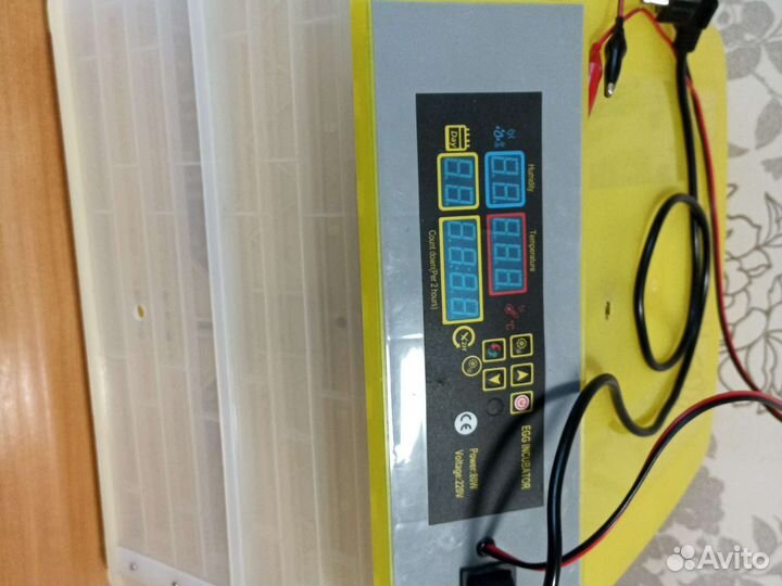 Инкубатор для яиц автоматический бу