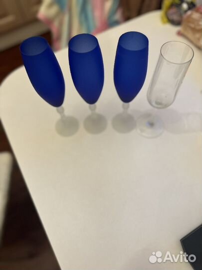 Бокалы под шампанское