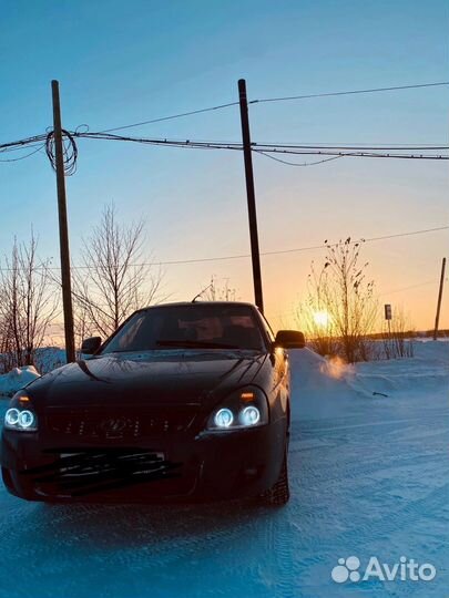 Фары на LADA priora